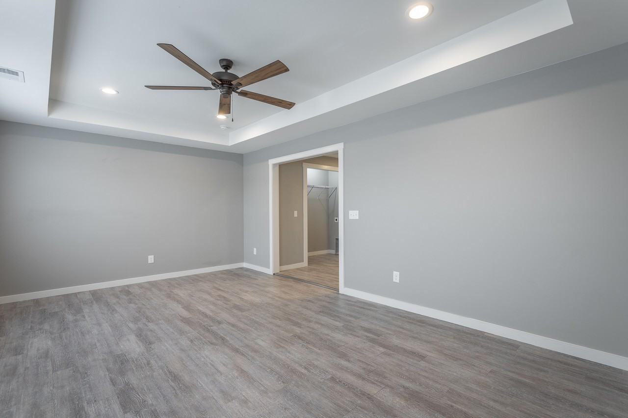 5712 Pearl St #102 - Photo 5 of 8
