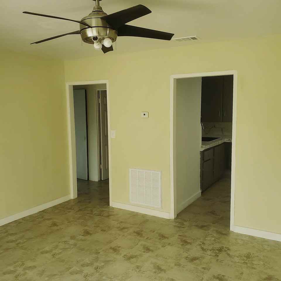 1678 Harvard Ave #NA - Photo 2 of 7