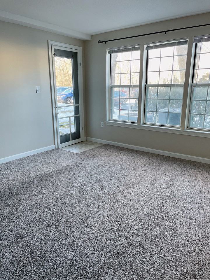 22 Walden Dr #3 - Photo 3 of 14