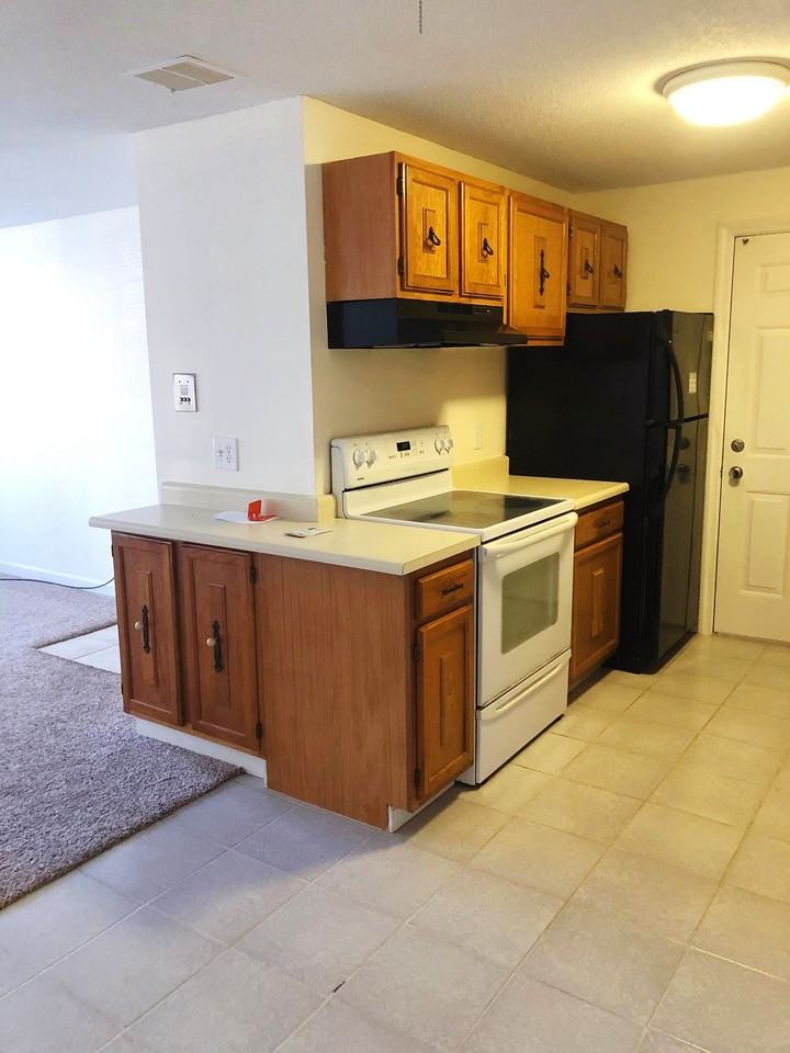 22 Walden Dr #3 - Photo 6 of 14