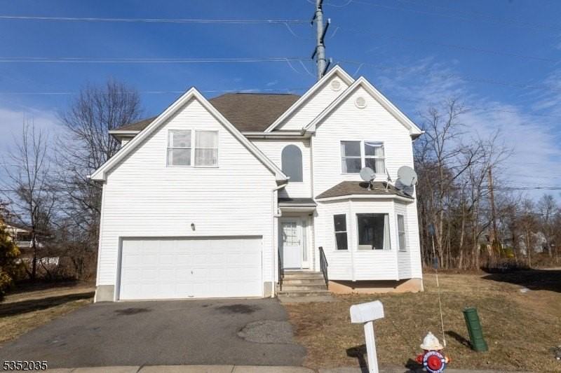 13 Cottage Way - Photo 2 of 31