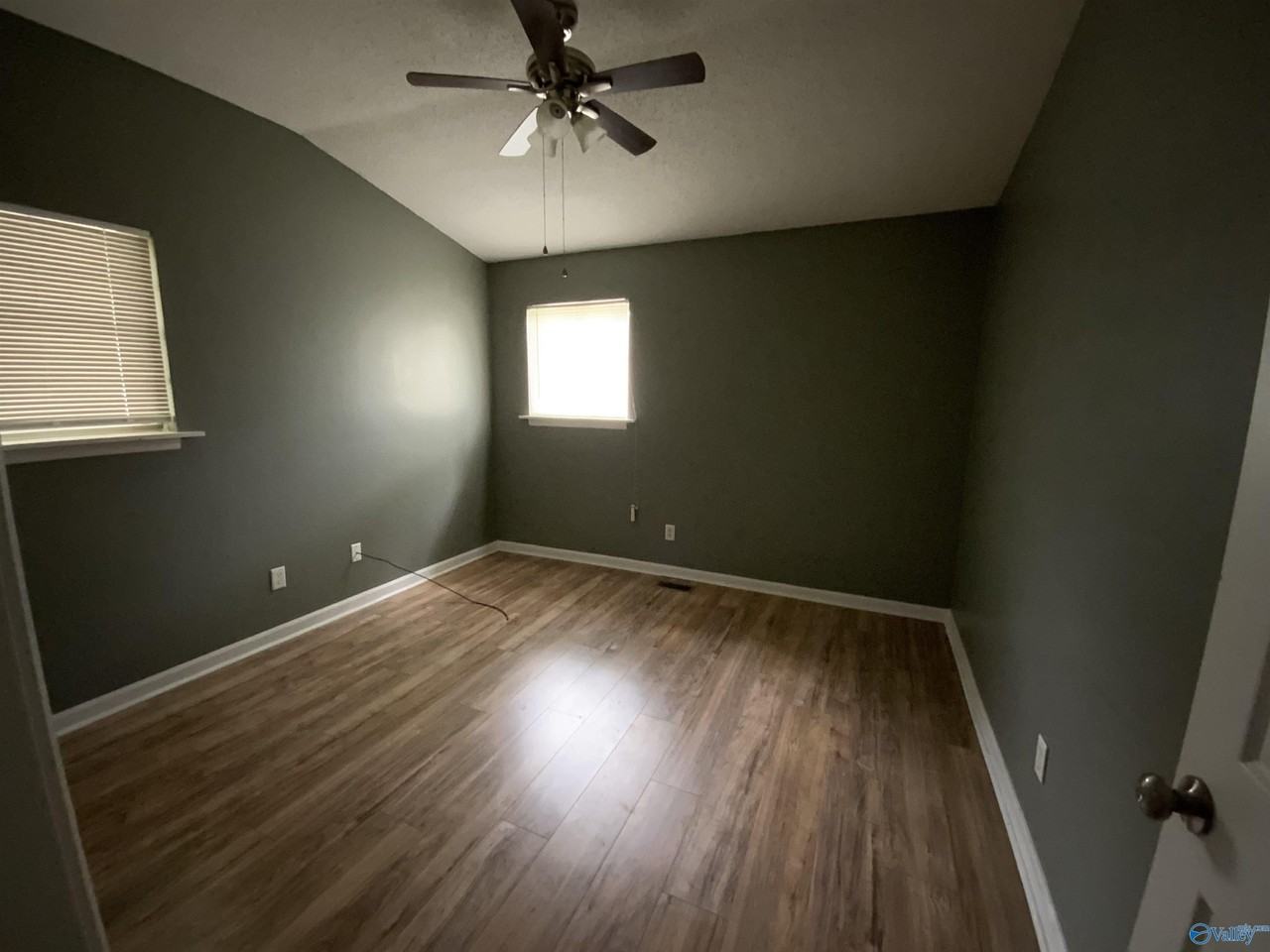 3201 Delisa Cir Nw - Photo 6 of 11