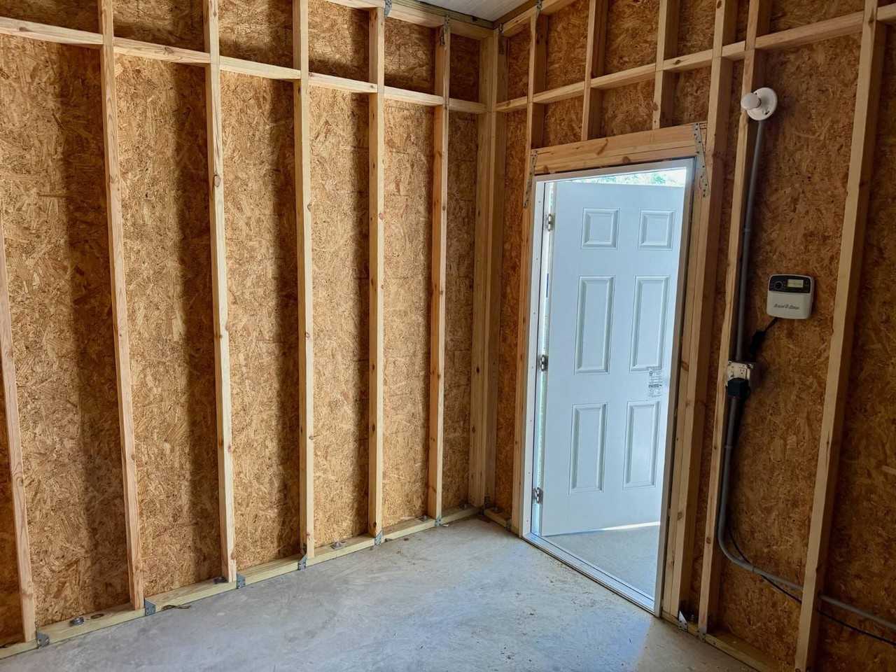 843 East Colonial Circle - Photo 7 of 25