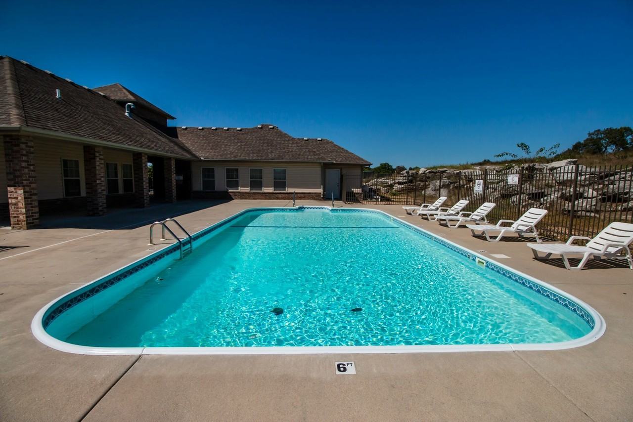 Town & Country Apartments - Photo 2 of 35