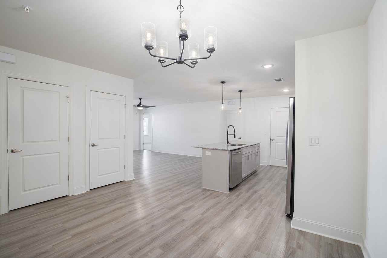 Legend at Pine Forest - Photo 6 of 17