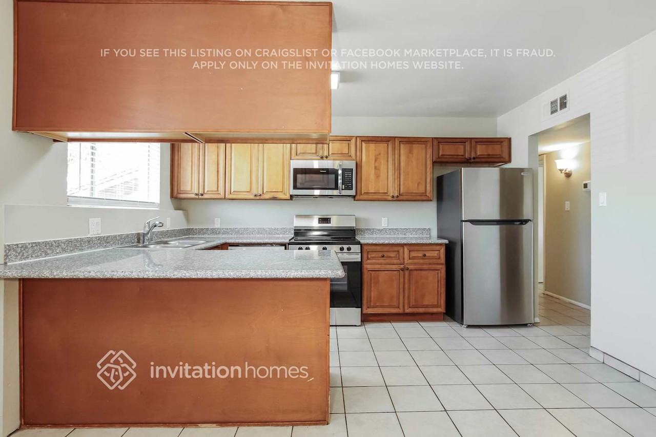 3215 N 54th Dr - Photo 7 of 16