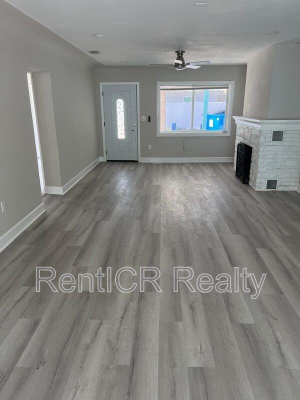 10591 Bay Pines Blvd - Photo 3 of 12