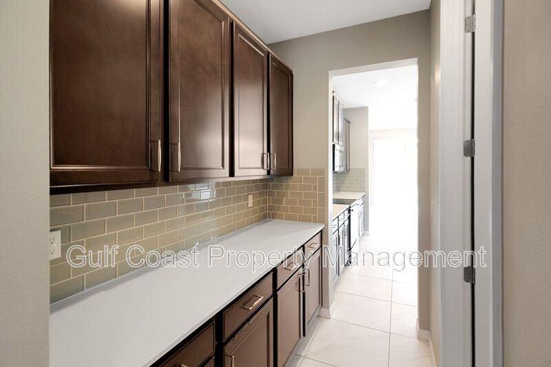 2914 Esmeralda Dr - Photo 7 of 39