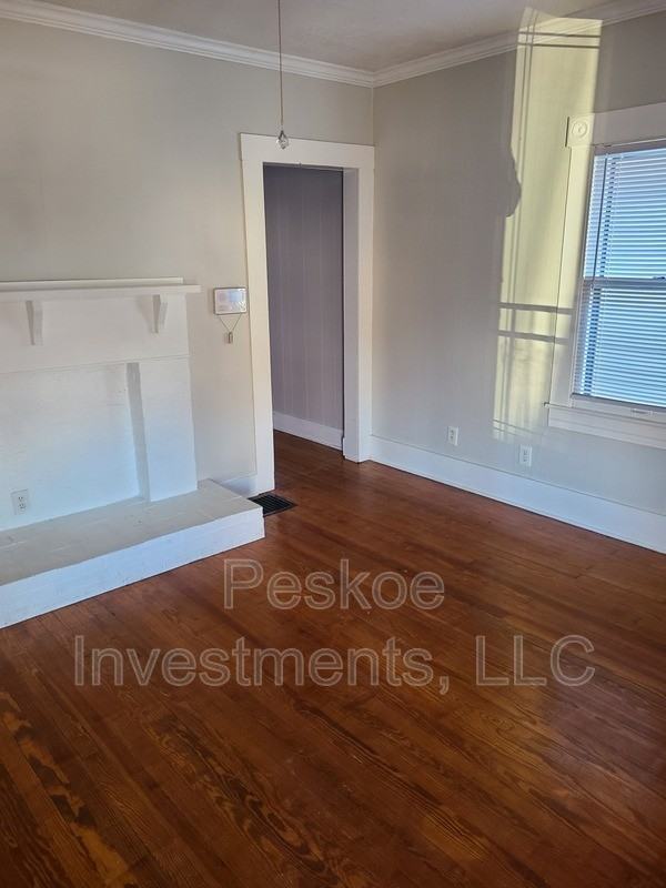 530 W Evelyn Ave - Photo 2 of 9