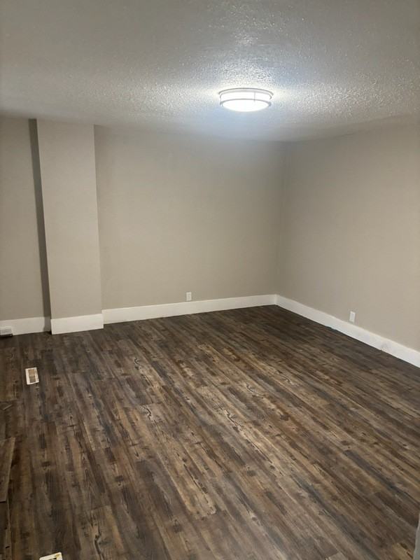 208 N Brooke St - Photo 3 of 20