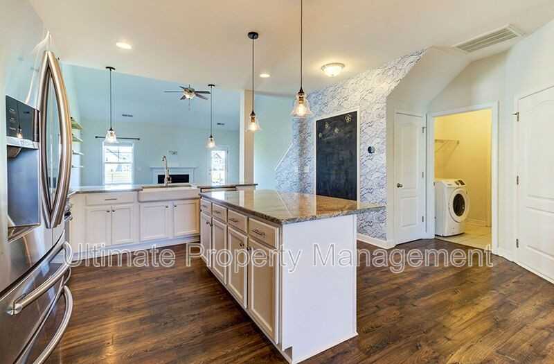 7810 Bristlecone Dr - Photo 5 of 32