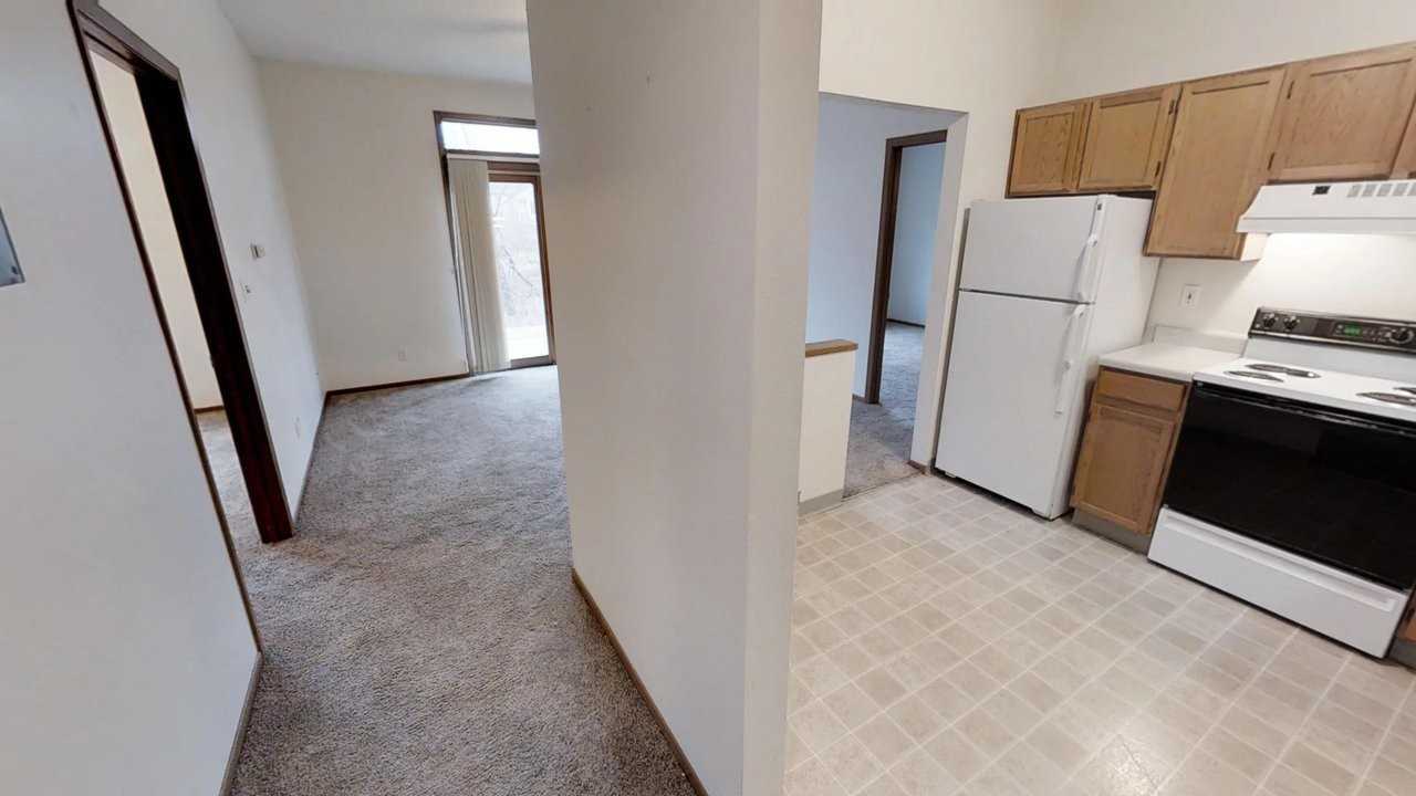 245 Sinclair - Photo 2 of 16