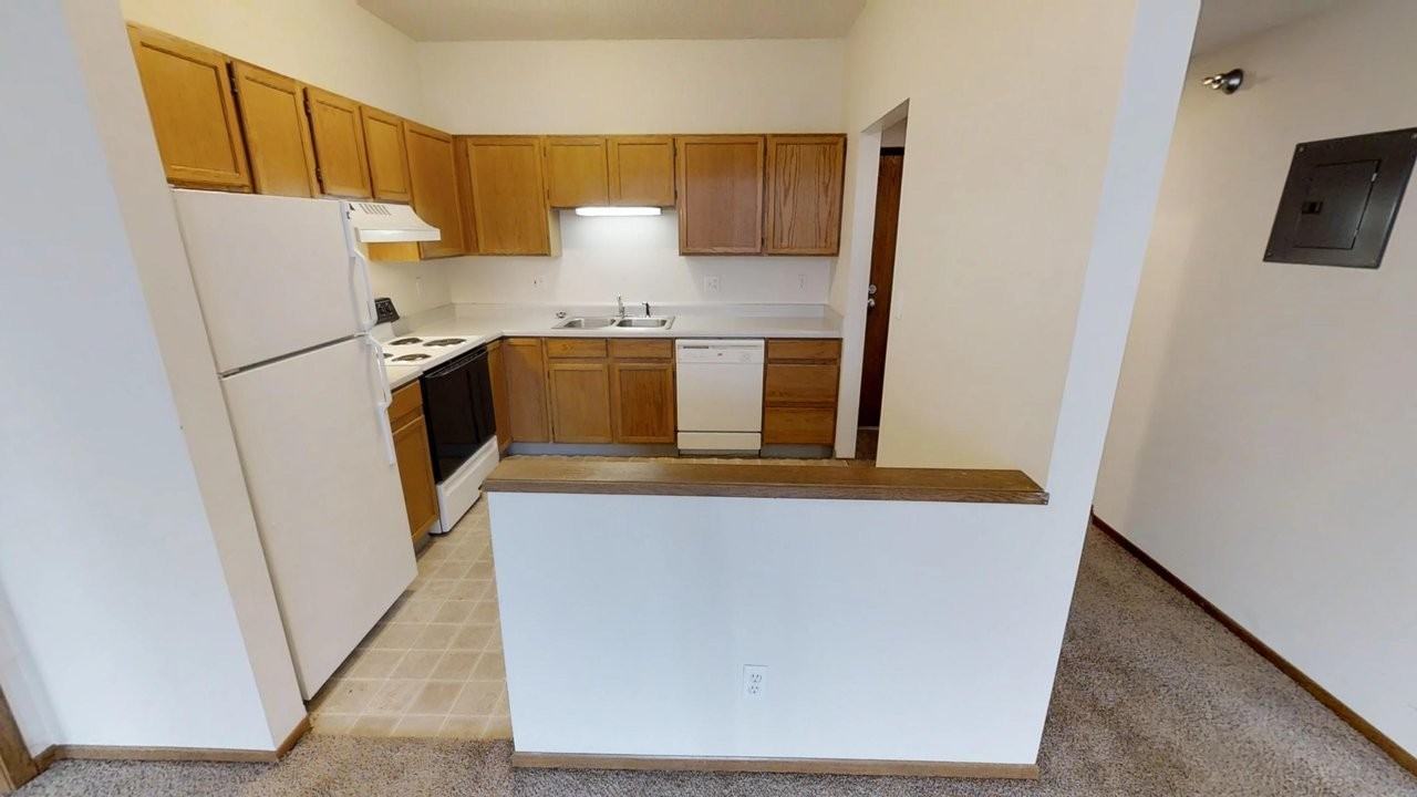 245 Sinclair - Photo 6 of 16