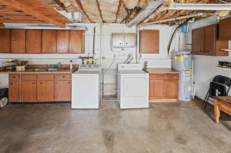 4317 Twin Pines Dr - Photo 5 of 11
