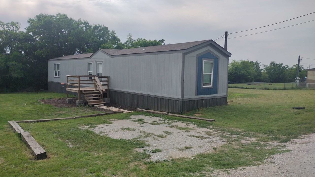 220 Baughman Hill Rd #5 - Photo 2 of 20