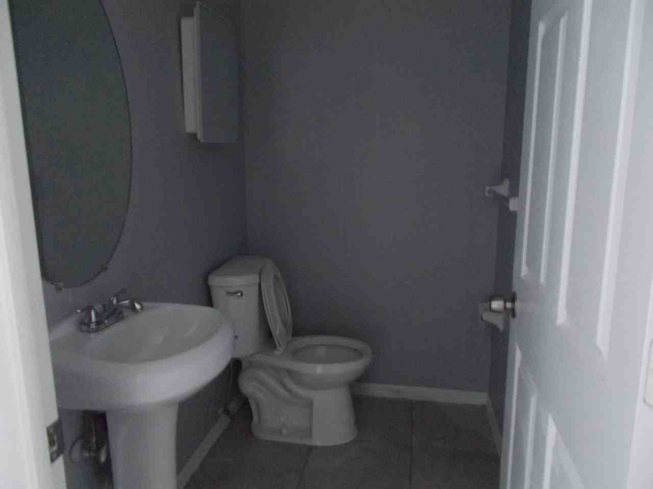 1661 Windsor Oak Ct - Photo 5 of 15
