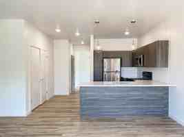 featured image of 1677 Midtown Pl