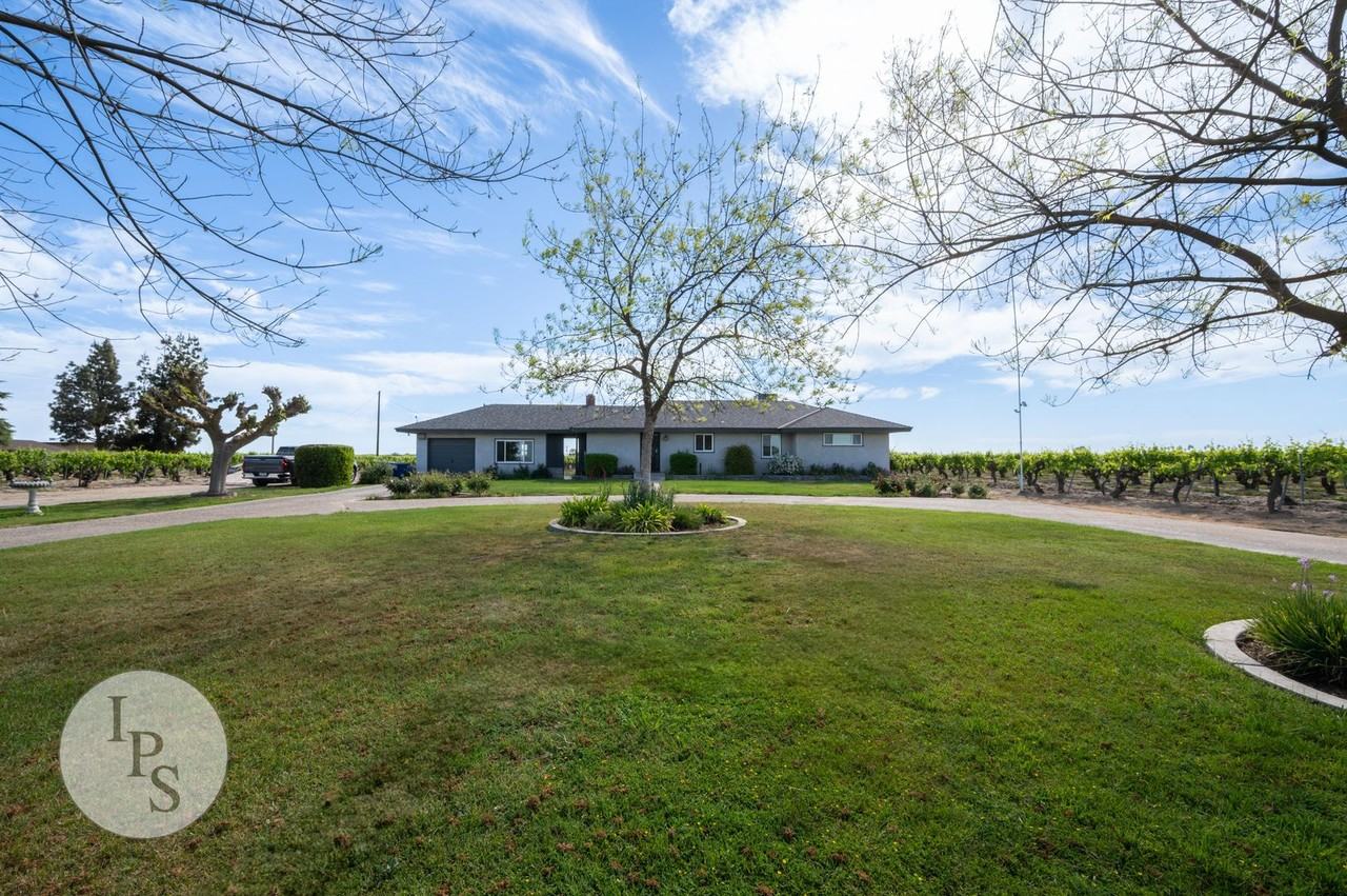 2924 N Modoc Ave - Photo 3 of 29