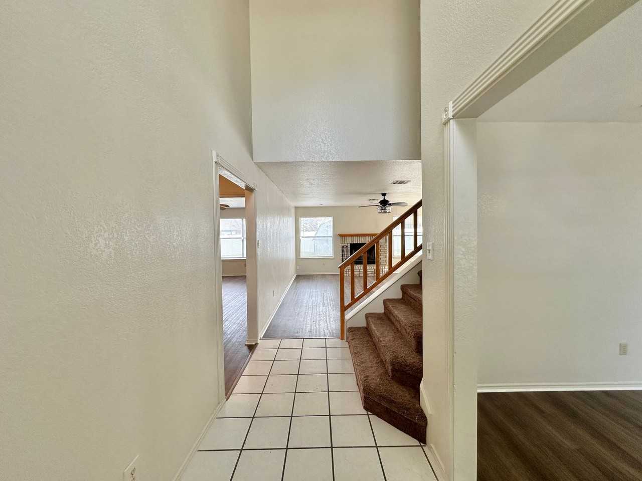 606 Bowen Ave - Photo 3 of 41