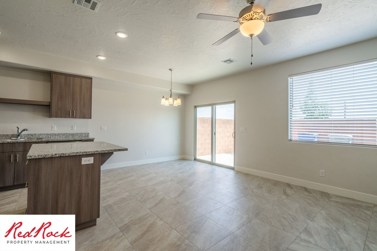 1005 N Tortoise Rock Dr #5 - Photo 2 of 50