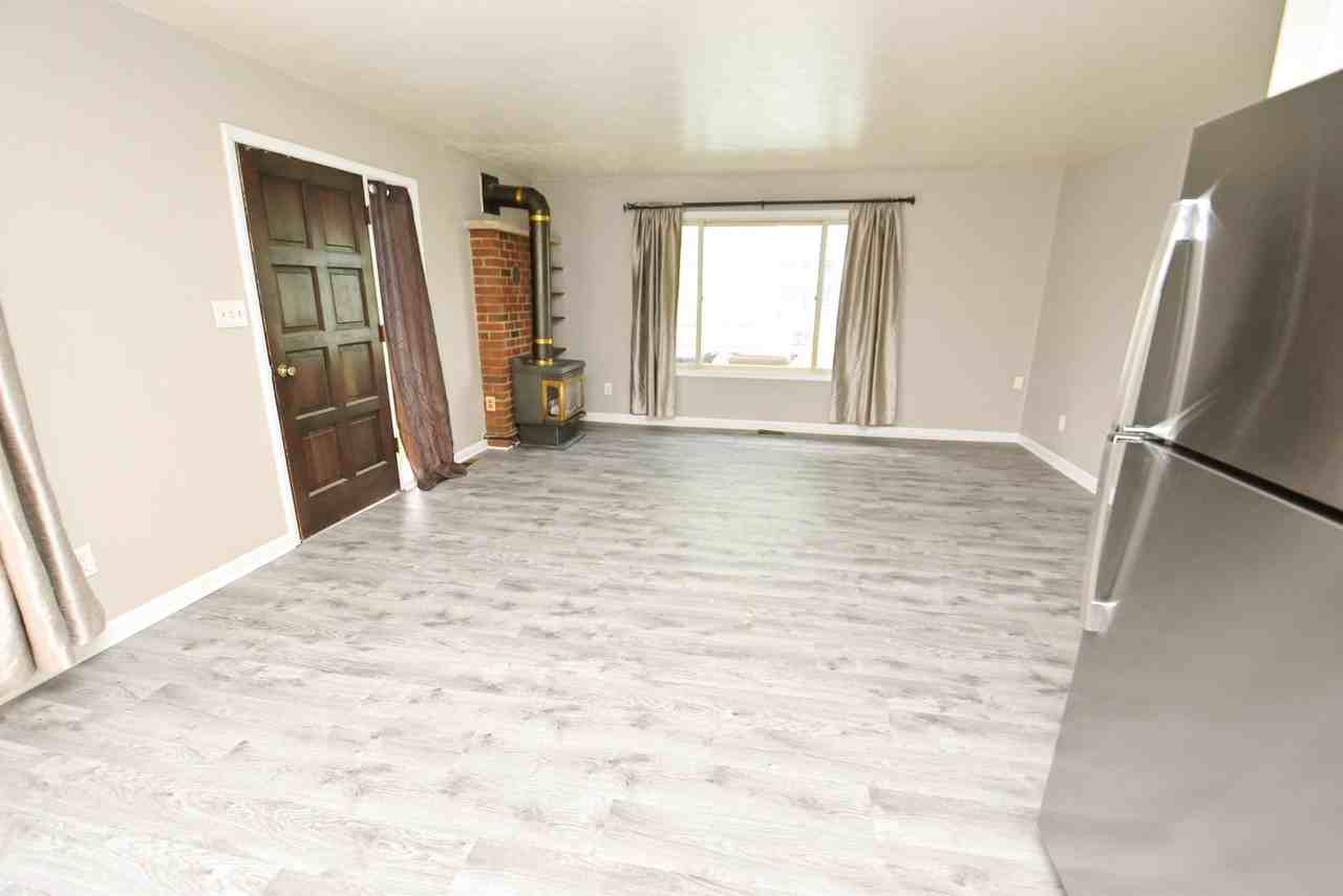 1023 Oakland St - Photo 5 of 21