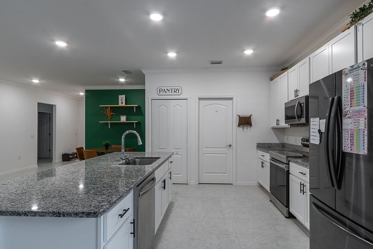 15451 Nw 121st Pl - Photo 7 of 25