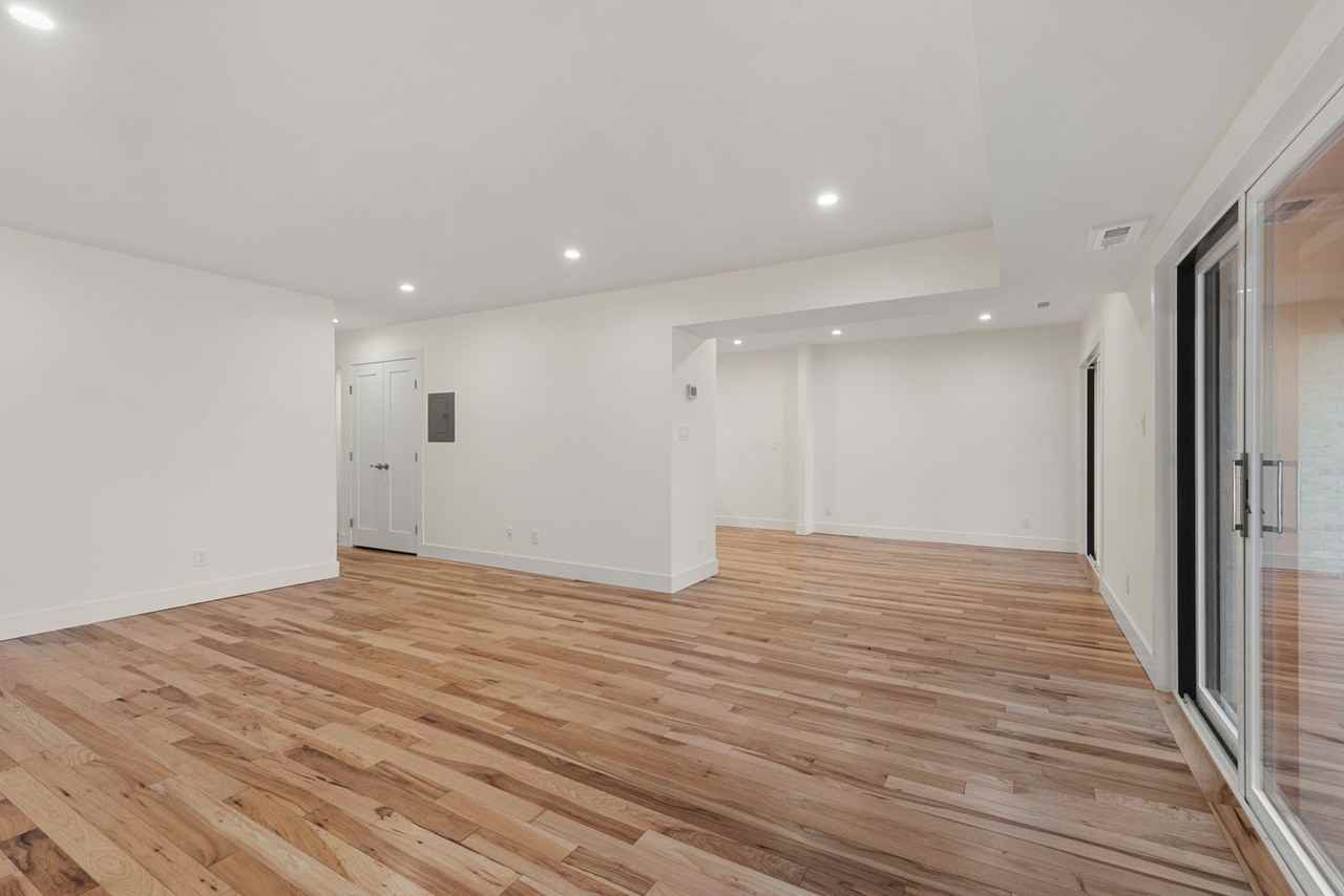 778 Fairview Ave Apt C - Photo 6 of 25