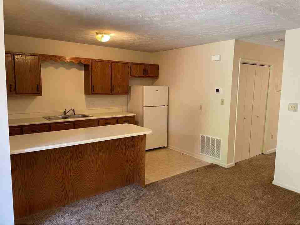 230.5 South Porter Drive - Photo 3 of 8