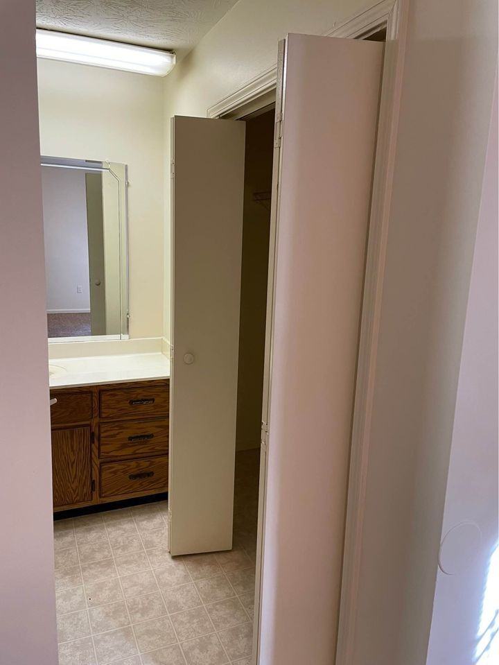 230.5 South Porter Drive - Photo 5 of 8