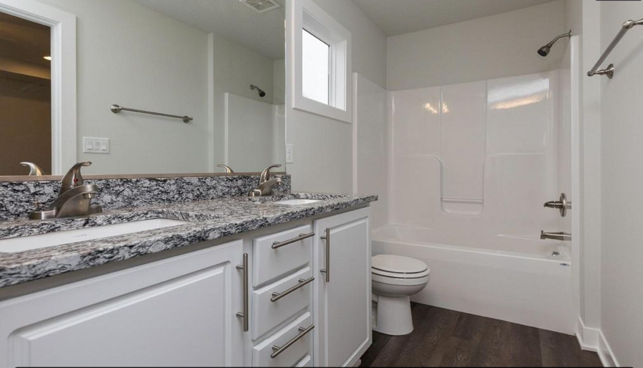 1502 Bennetts Way Nw - Photo 6 of 9