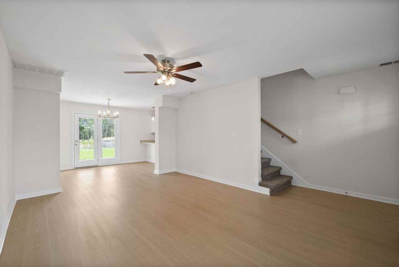 141 Quarry Ridge Rd - Photo 4 of 23