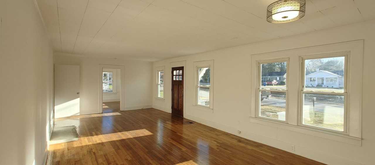 2219 LEASE ONLY - 2219 Lyndon Ave. - Photo 4 of 26