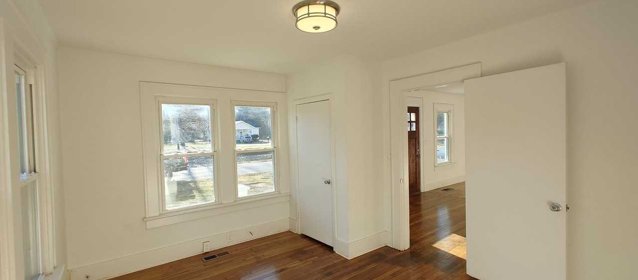 2219 LEASE ONLY - 2219 Lyndon Ave. - Photo 6 of 26