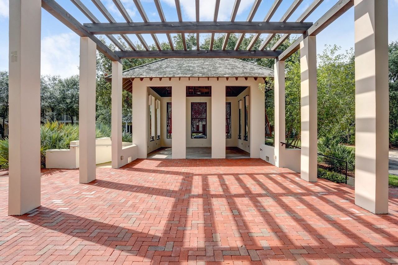 1820 Perimeter Park Rd W - Photo 3 of 35