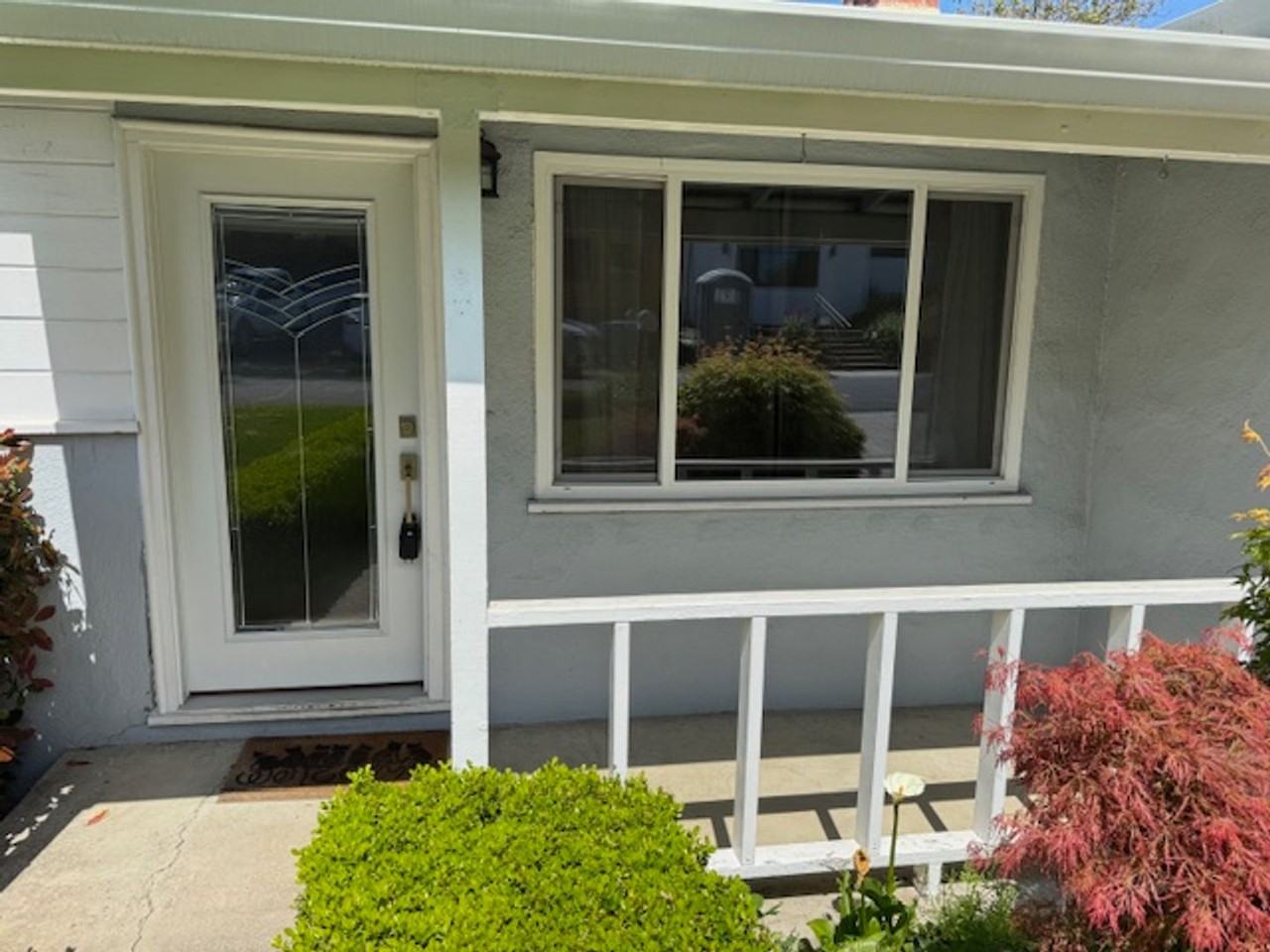 1608 Poplar Dr - Photo 3 of 27