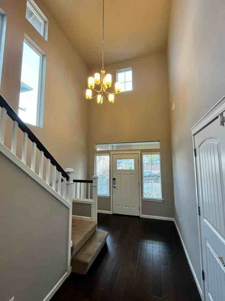 3882 Portside Dr - Photo 3 of 24
