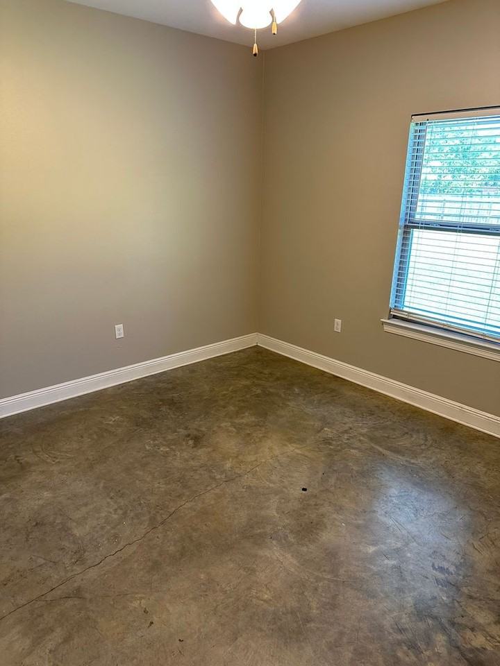 103 Tina Dr - Photo 7 of 13