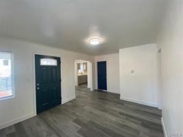 featured image of 830 E 109th St