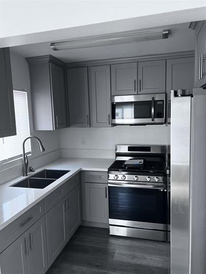 830 East 109th Street - Photo 6 of 7