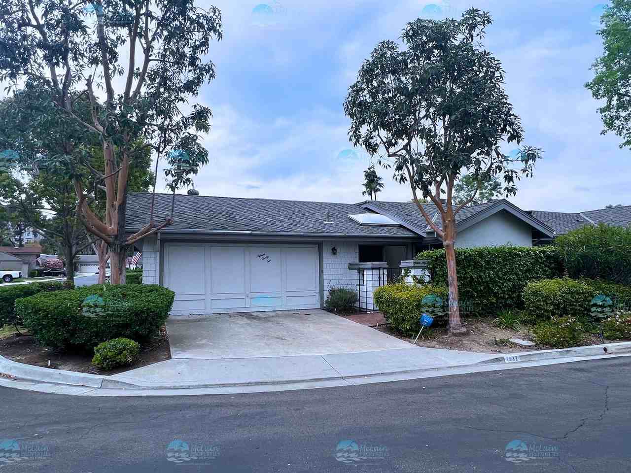 1532 Via Brisa Del Lago - Photo 2 of 43