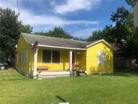 1916 N Logan St - Photo 1 of 1