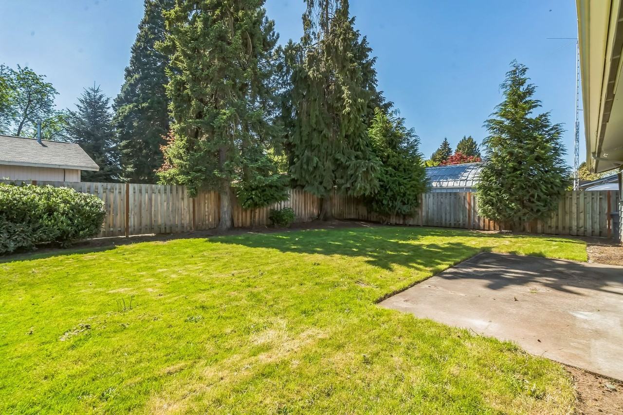 1554 Se Spruce St - Photo 6 of 14