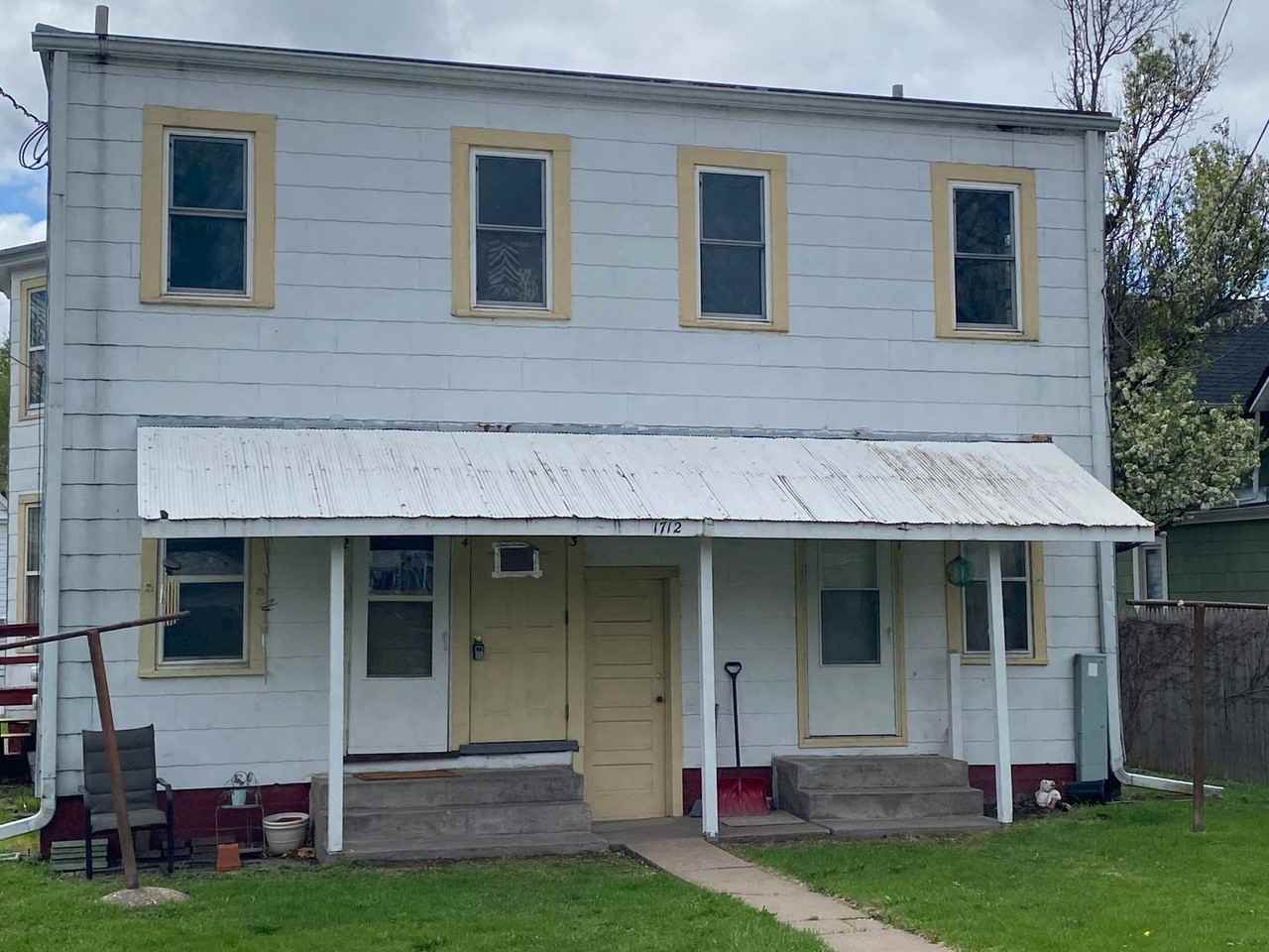 1712 W 7th St - Photo 2 of 7