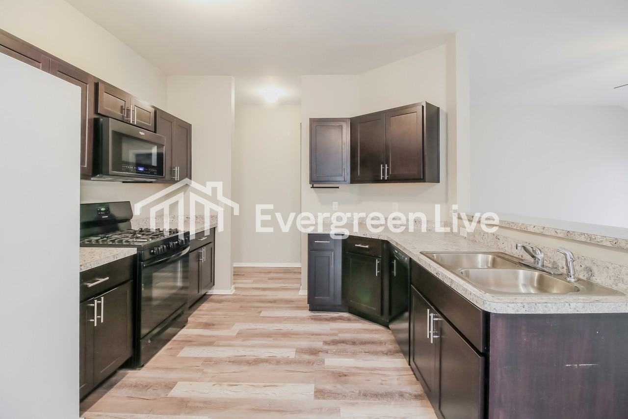 1824 Oxen Ln - Photo 7 of 17