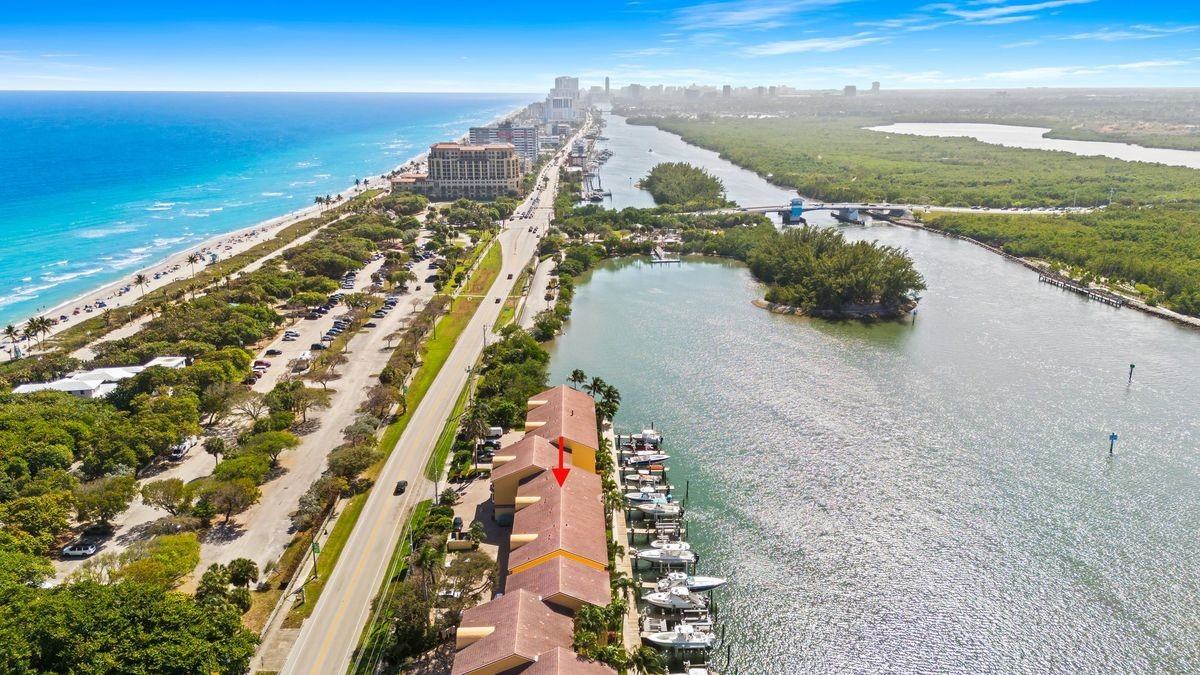 4030 N Ocean Dr - Photo 3 of 9