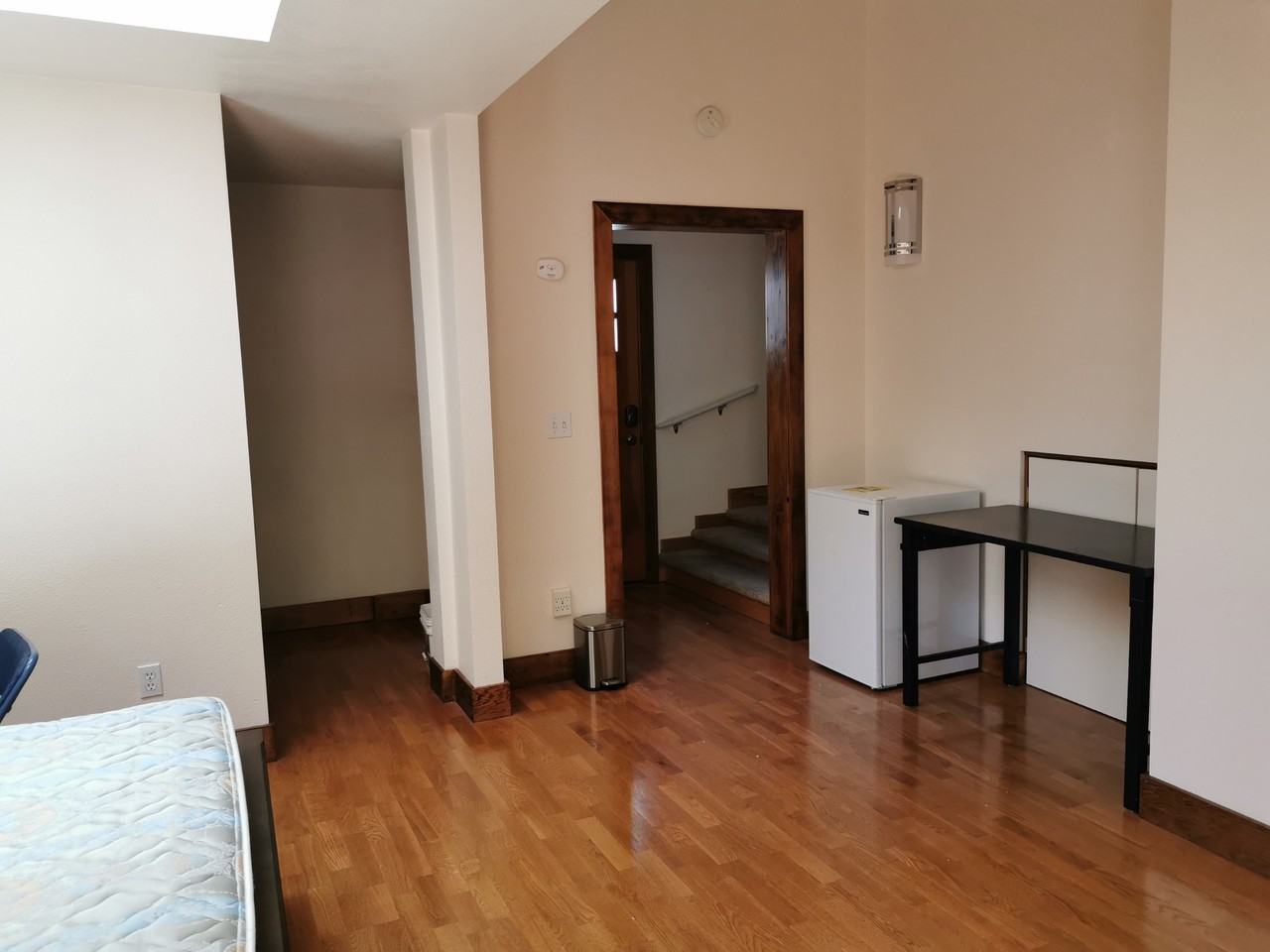 2713 Northeast 94th Street #B - Photo 2 of 16