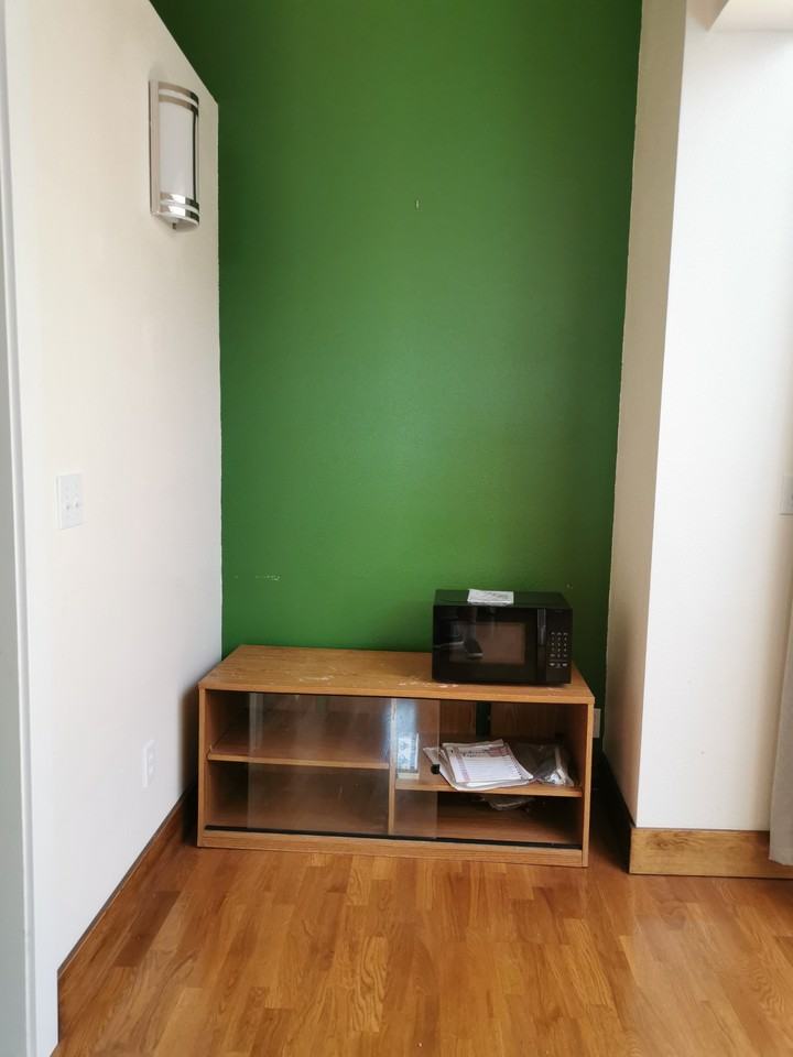 2713 Northeast 94th Street #B - Photo 7 of 16