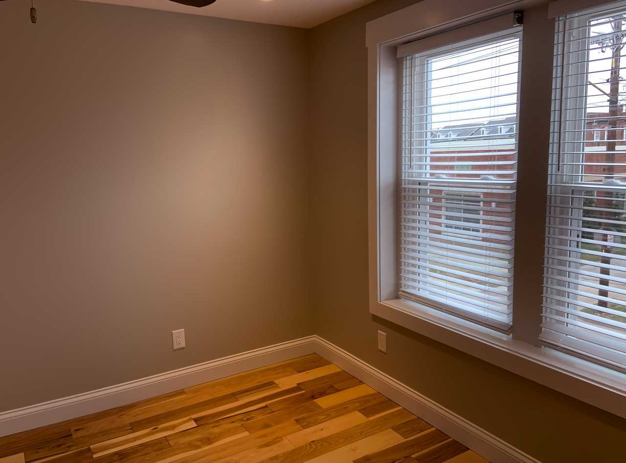 106 W 5th St #2 - Photo 6 of 10