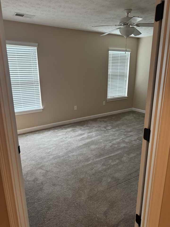 302 Lauren Circle Dr #NA - Photo 3 of 11