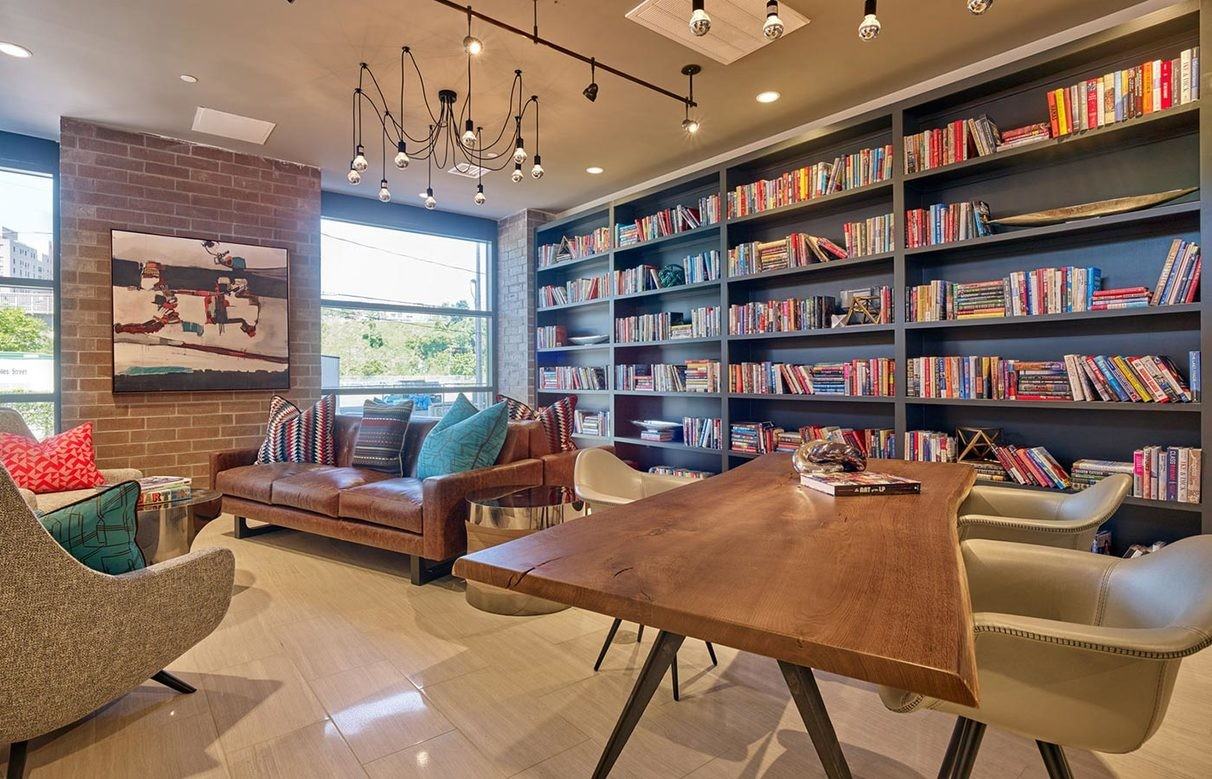 305 Coles Street #3-2 - Photo 3 of 20